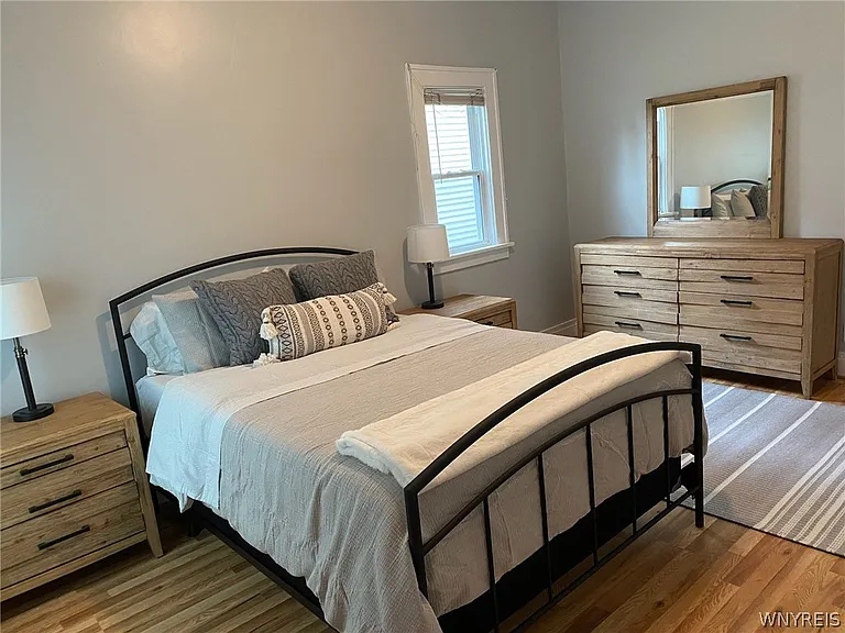 176 Saint James Pl #LOWER — Photo 8