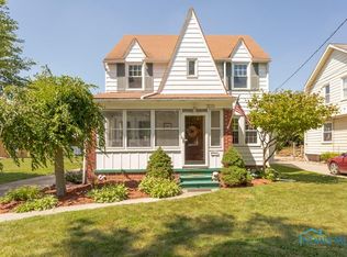 203 Hannum Ave, Rossford, OH 43460