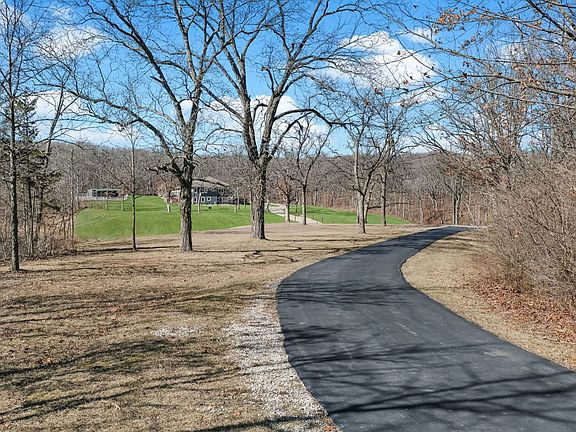 3rd image of 2389 E 2450th Rd