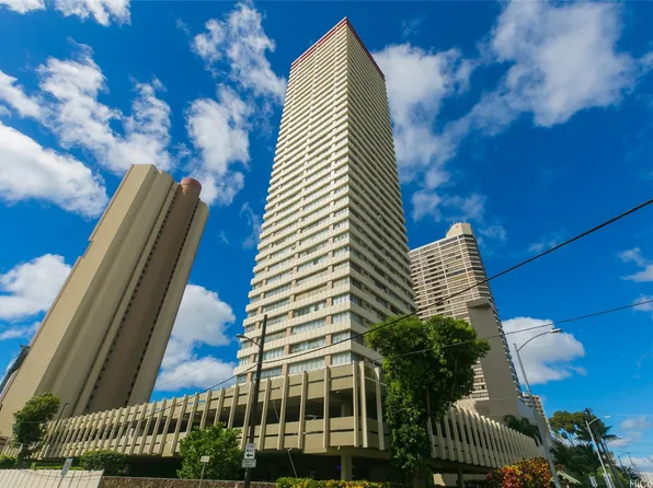 2525 Date St APT 2303, Honolulu, HI 96826