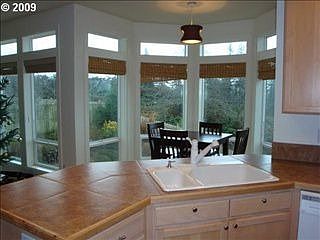 4th image of 4320 SE 180th Pl