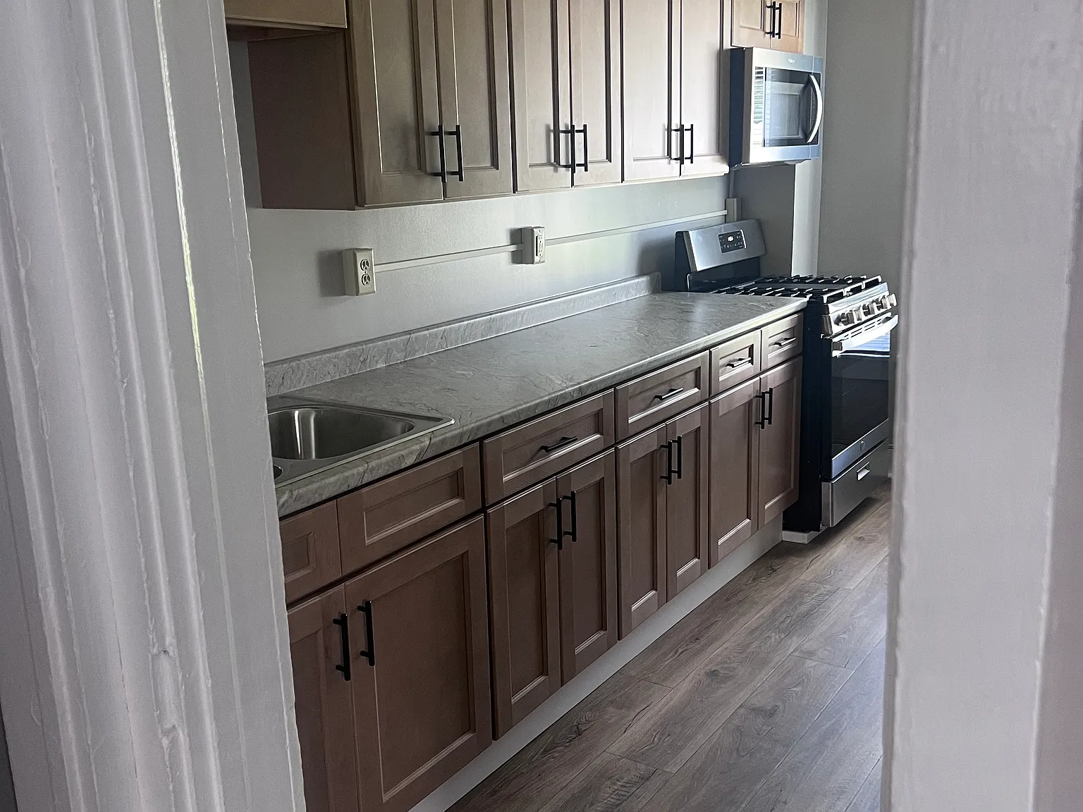 2 bed, $1,250 — Photo 4