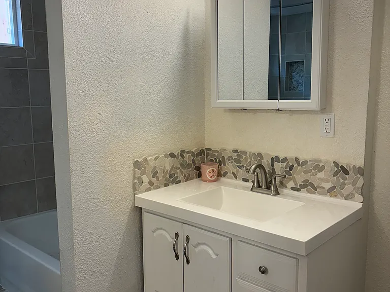 30 E Cherry Creek Rd — Photo 13