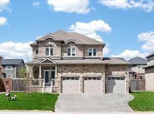 121 Centre St, Essa, ON L0M1B0