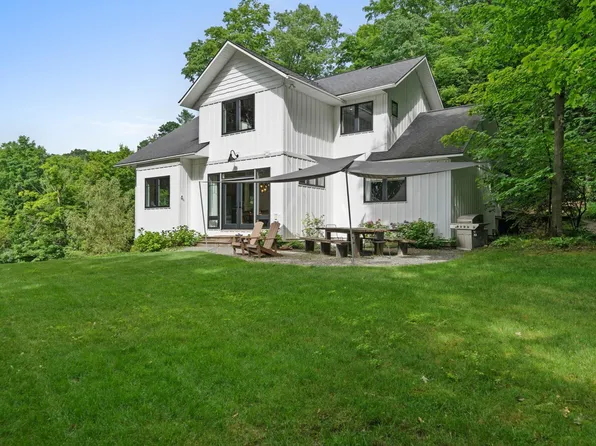 555 Graystone, Traverse City, MI 49686
