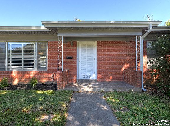 2nd image of 259 Pinewood Ln