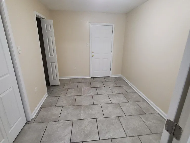 1705 Mandeville St — Photo 6