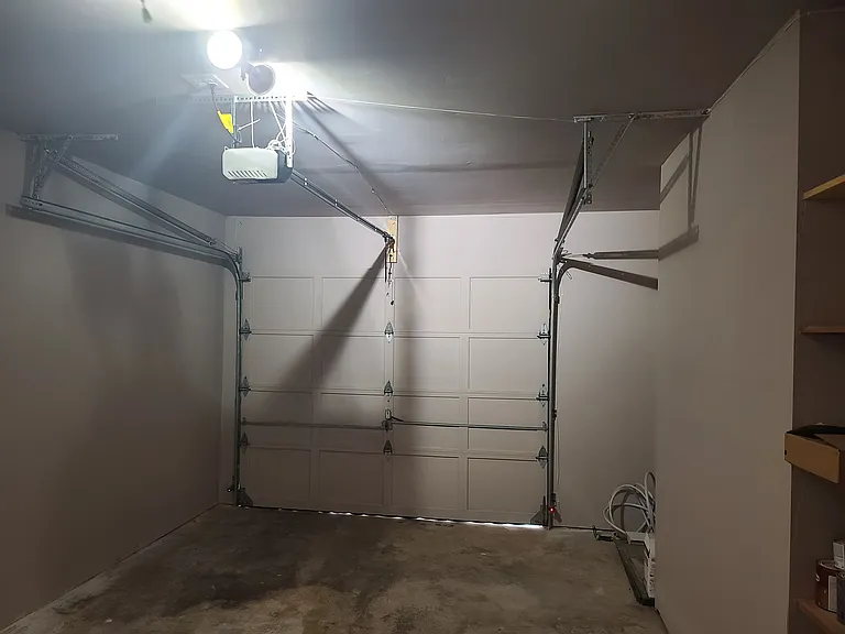 709 Redwood Park — Photo 31