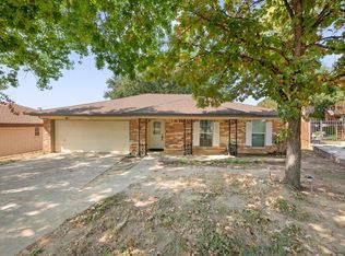 1617 Bedford Oaks Dr, Bedford, TX 76021