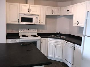 320 Clareview Station Dr NW, Edmonton, AB T5Y 0E5