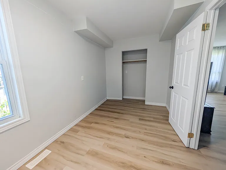 105 Tupper Dr — Photo 19