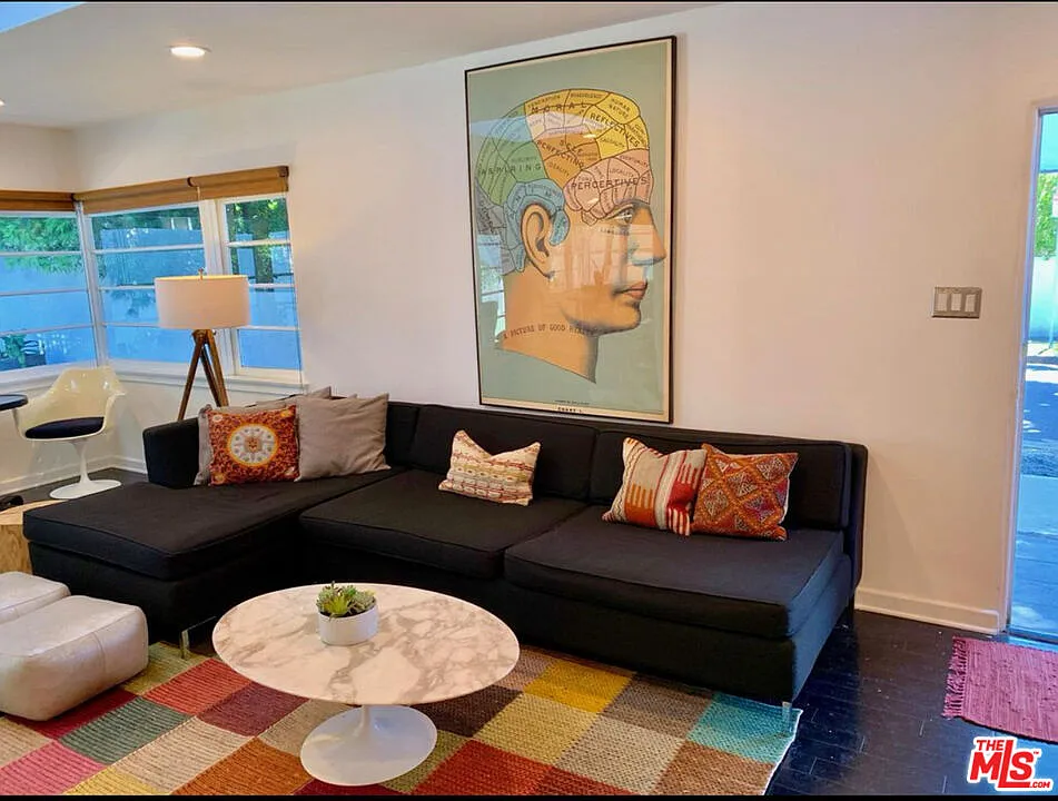 3 bed, 2.0 bath, 1562 sqft, $11,000 — Photo 1