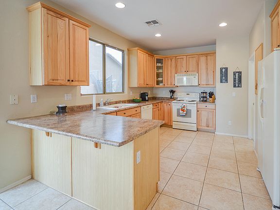 4th image of 4444 W Saint Anne Ave