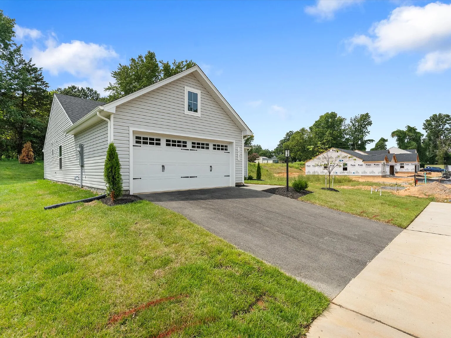 16131 Wildflower Place Amelia Courthouse, VA 23002 — Photo 2