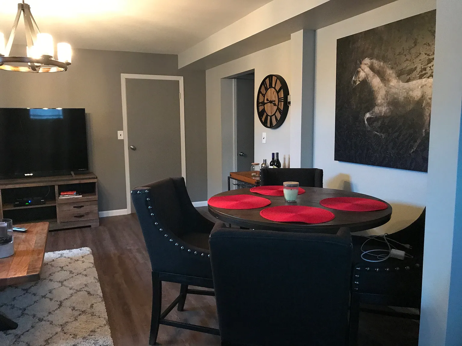 1 bed, 1500 sqft, $3,300 — Photo 3
