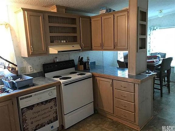 4th image of 3471 Rock Creek Dr