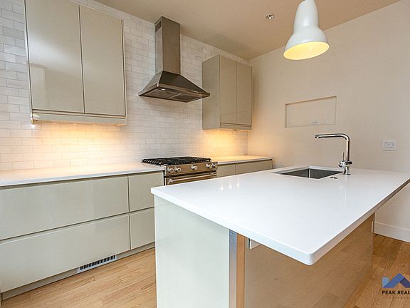 4th image of 2617 N Magnolia Ave #2715203