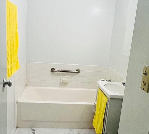 3rd image of 1545 Buchanan St APT 4