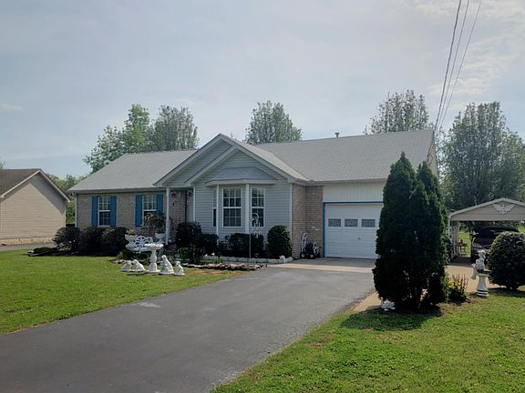 2nd image of 804 Southwoods Dr