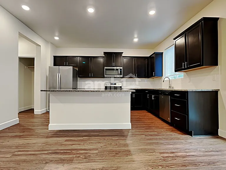9280 Shootingstar St — Photo 5