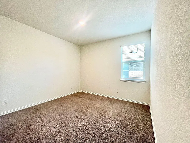 4619 Cleves Ave — Photo 17