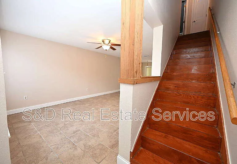 349 Market Sq E — Photo 19