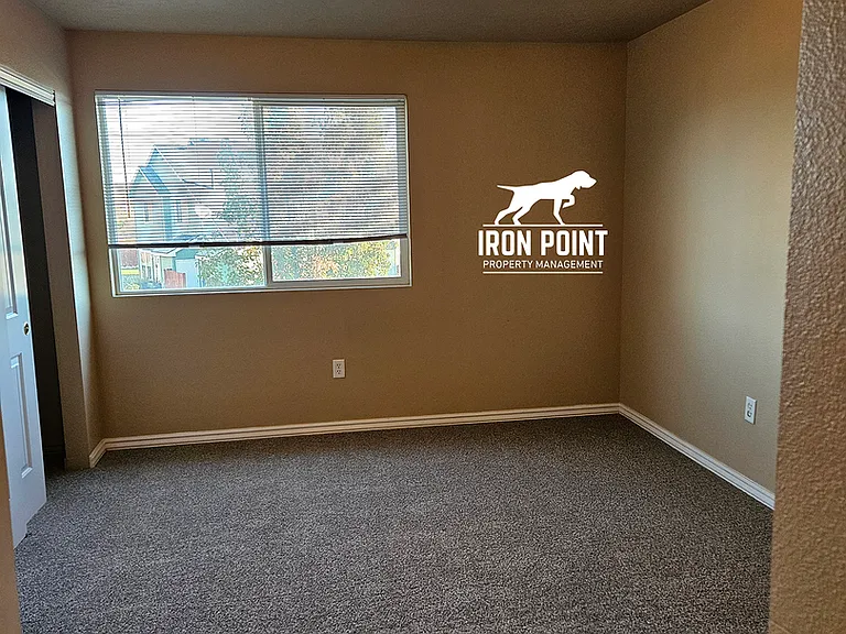 3920 Washington Ave — Photo 11