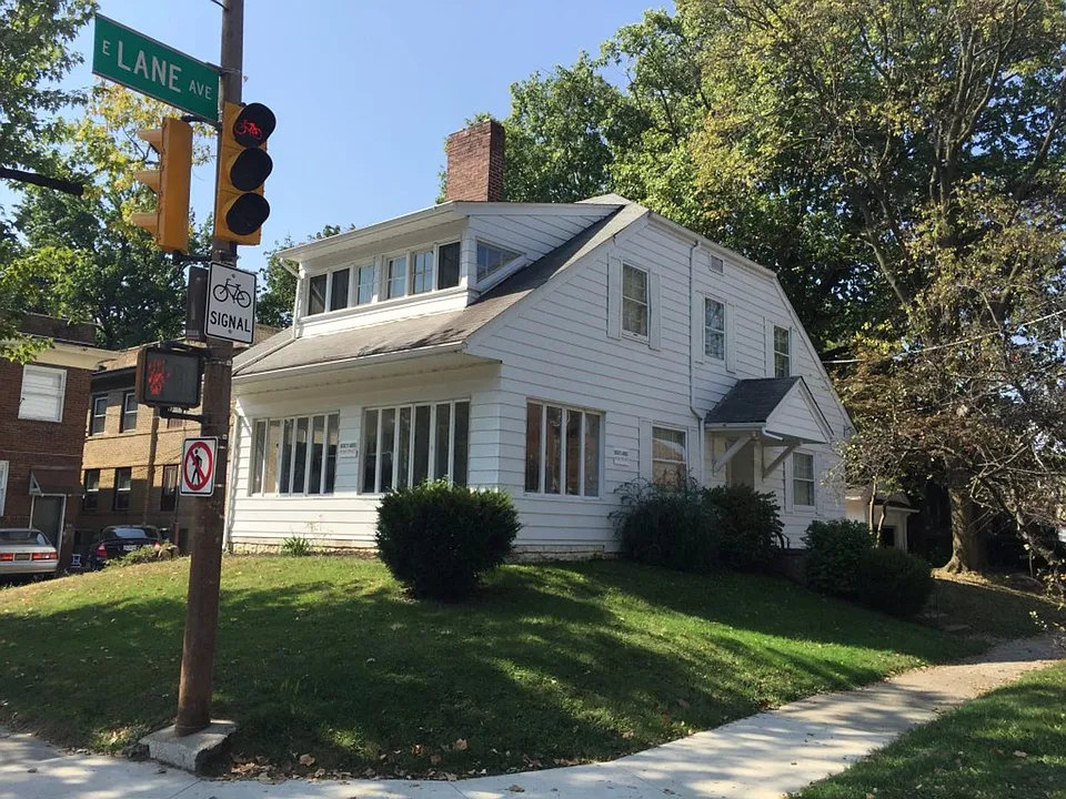 297 E Lane Ave