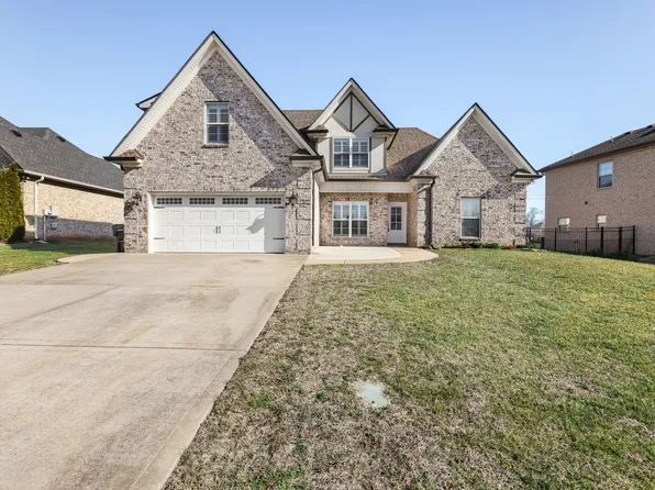 814 Stovers Gln, Murfreesboro, TN 37128