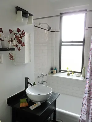 Rented by Mary Woods Associates | media 26