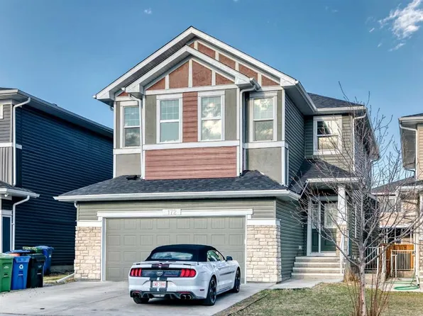 172 W Redstone Park NE, Calgary, AB T3N 0P7