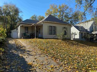 613 3rd Ave, Nebraska City, NE 68410