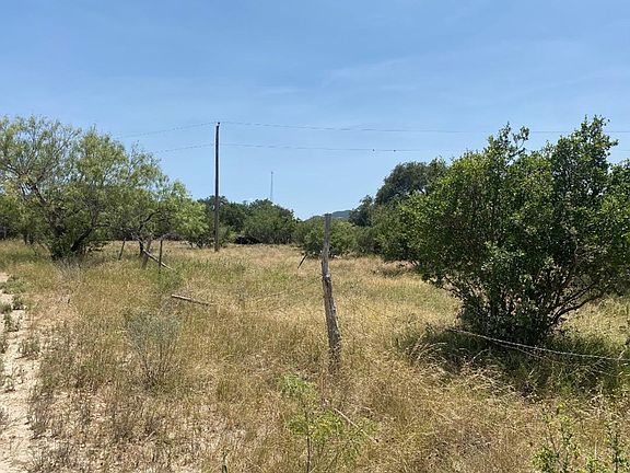 3rd image of 147 County Road 393