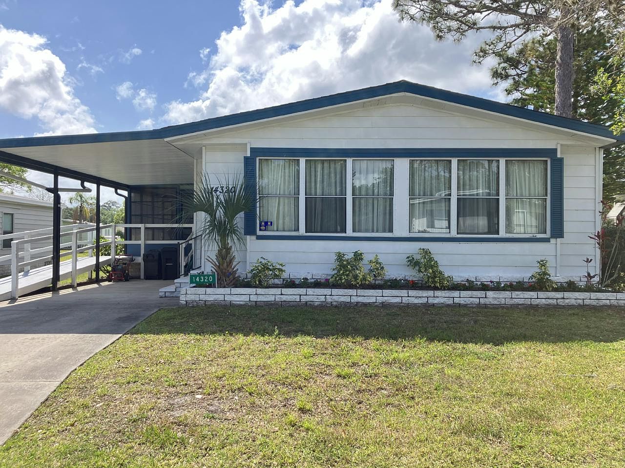 14320 Muirfield Dr #860