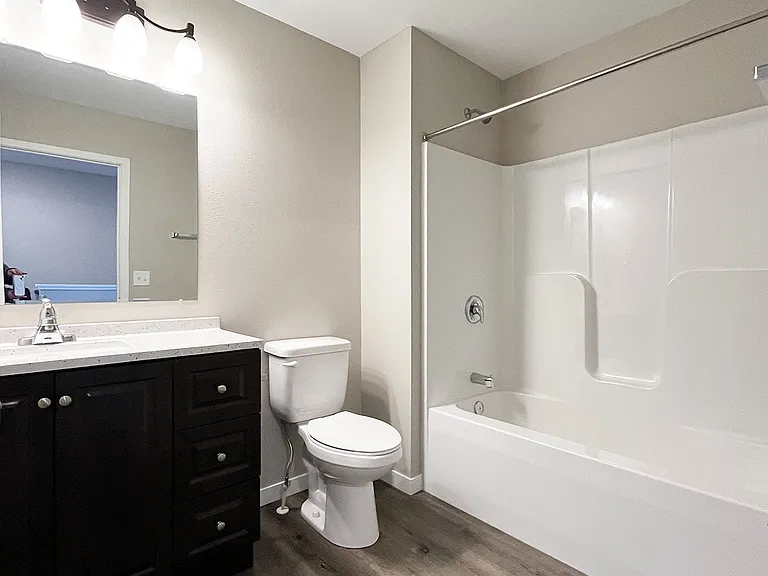 211 Timberwolf Dr — Photo 5
