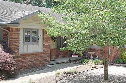 1st image of 16 Quantock Hills Dr