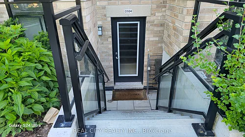 60 Elizabeth St S #3104 Photo 1