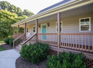 1490 Giles Bridge Rd, Powhatan, VA 23139