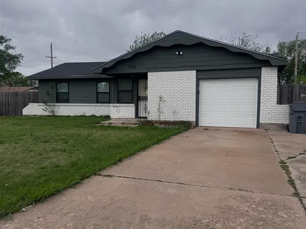 1502 NW 48th St, Lawton, OK 73505