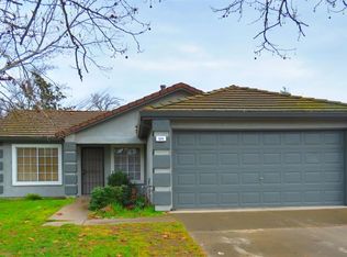 329 S Maag Ave, Oakdale, CA