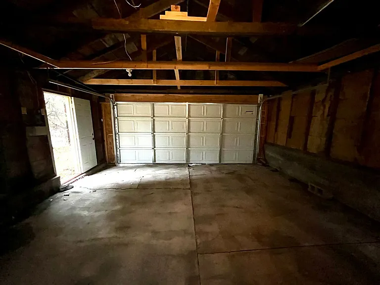 1112 Jefferson St — Photo 26