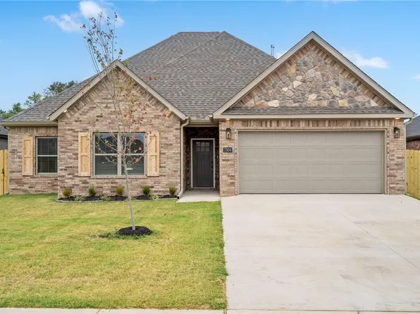 7304 SW Walnut Grove Ave, Bentonville, AR 72712