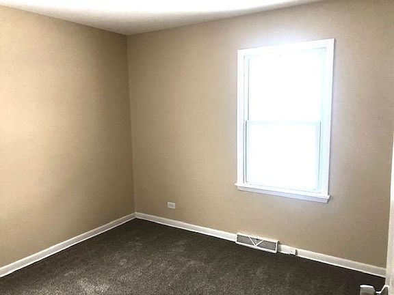5th image of 14238 Palmer Ave