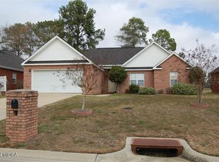 323 Links View Dr, Bonaire, GA 31005