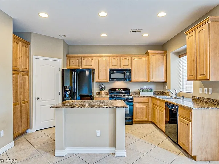 10737 Drake Ridge Ave — Photo 5