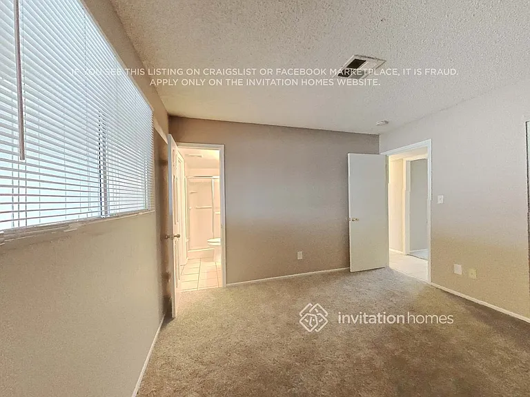 17454 N 14th Ave — Photo 11