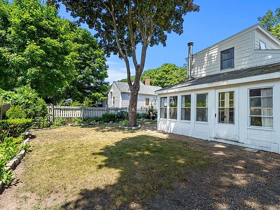 5th image of 74 Brimbal Ave