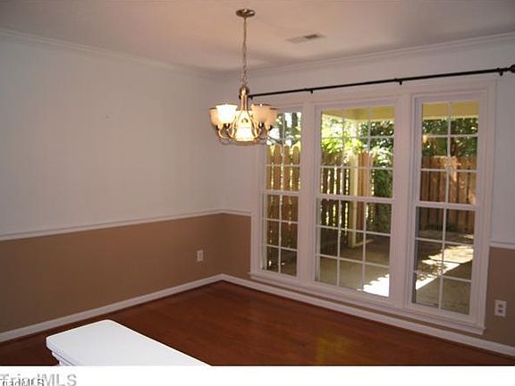 5th image of 25 Park Village Ln Unit D