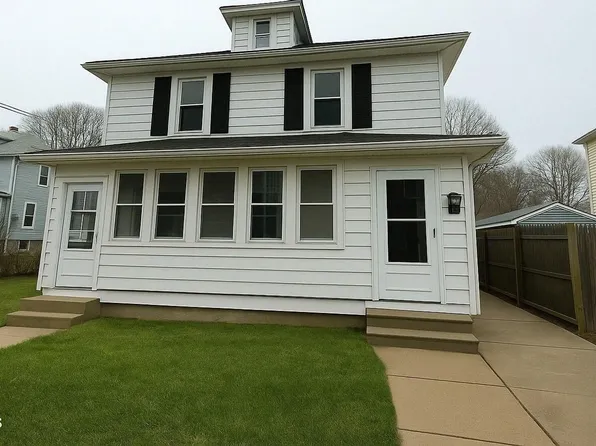 129 Newell St, Pittsfield, MA 01201