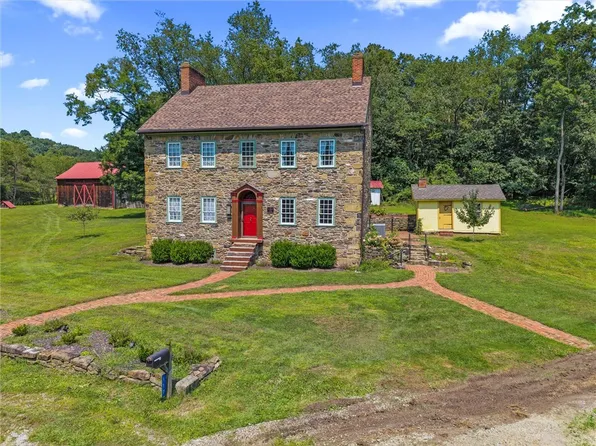 117 White Thorn Rd, New Alexandria, PA 15670